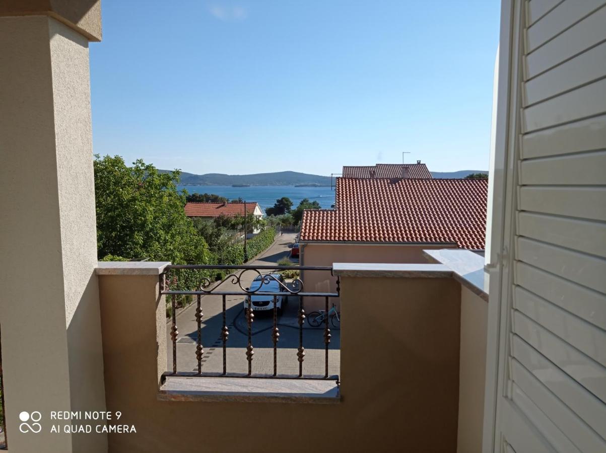 Apartments Vodopija 300M To The Beach Sveti Filip i Jakov Exterior photo
