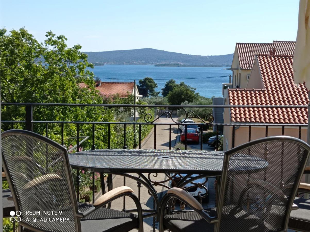 Apartments Vodopija 300M To The Beach Sveti Filip i Jakov Exterior photo