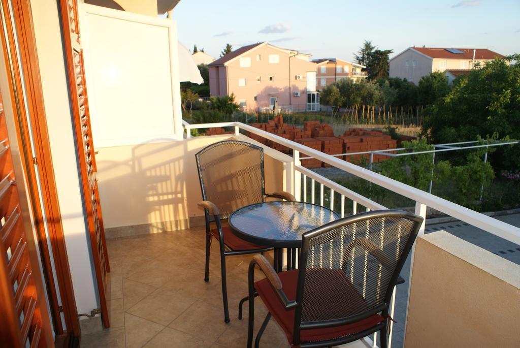 Apartments Vodopija 300M To The Beach Sveti Filip i Jakov Exterior photo