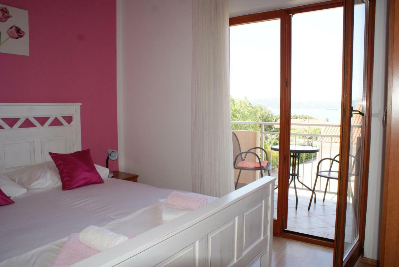 Apartments Vodopija 300M To The Beach Sveti Filip i Jakov Exterior photo